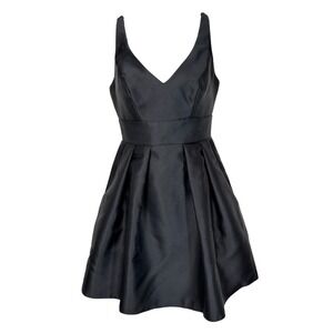 Alfred Sung Black Fit and Flare V Neck Sleeveless Mini Dress Size 00 Minimalist